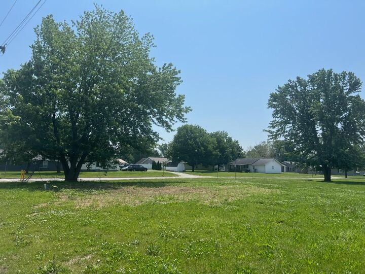 Property Photo: 901 W Hamilton Street MO 63501