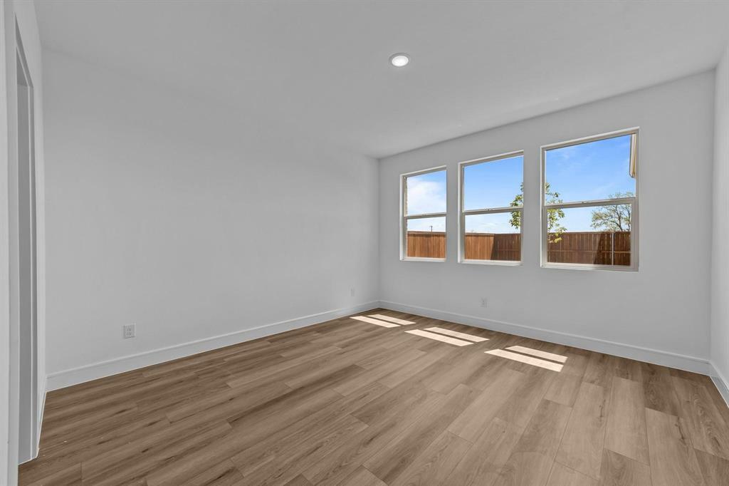 Property Photo: 722 Sunflower Trail TX 75092