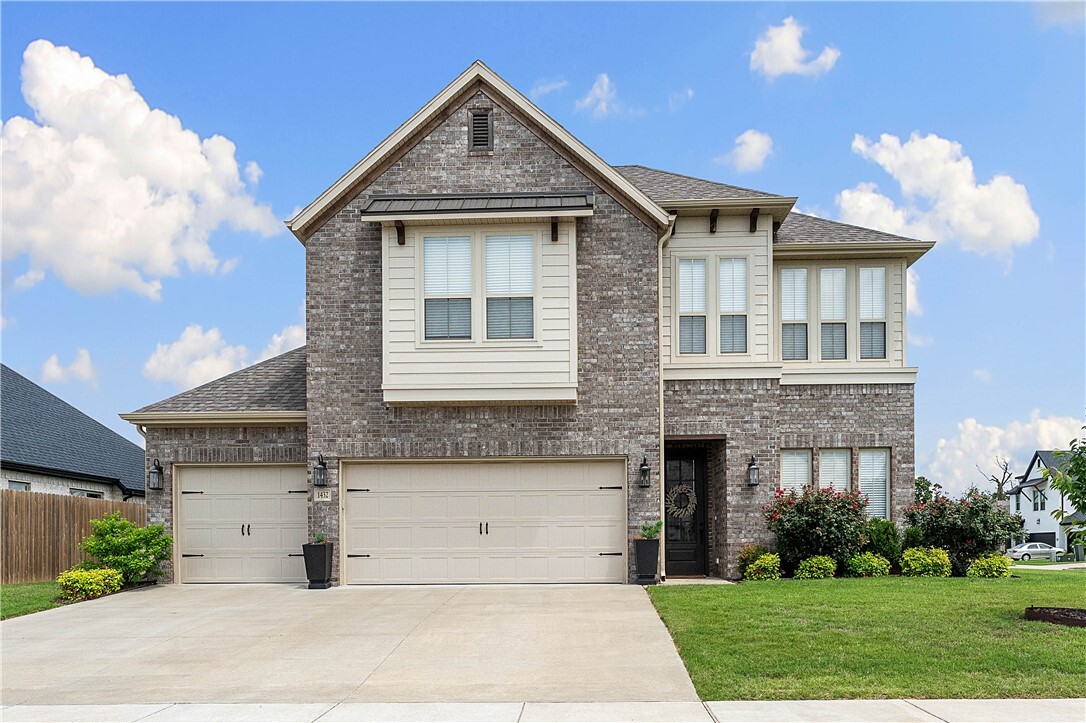 Property Photo: 1432 Cannon Lane AR 72718