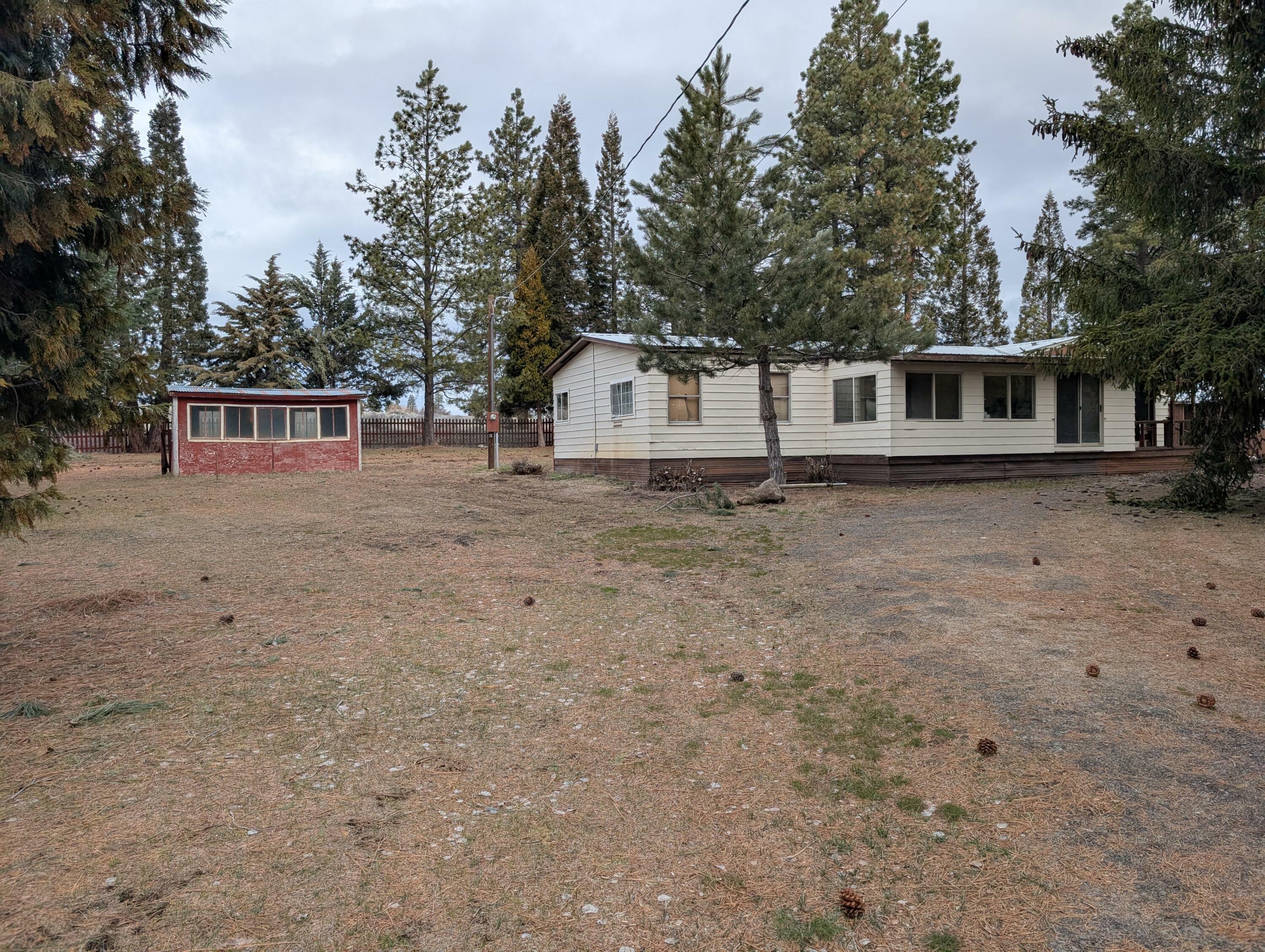 Property Photo: 34028 Lallacks Court OR 97624
