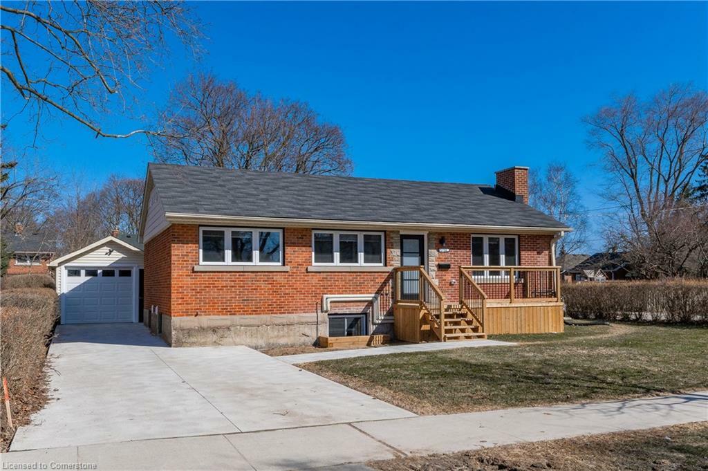 Photo de la propriété: 178 Fairfield Avenue B ON N2H 6C5