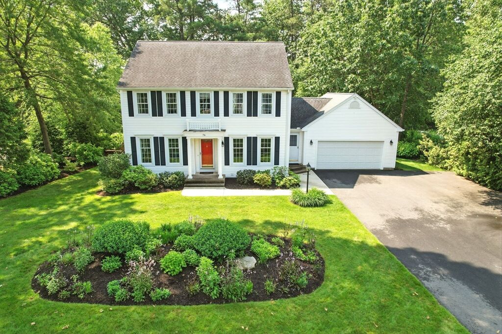 Property Photo: 76 Wildflower Cir MA 01085