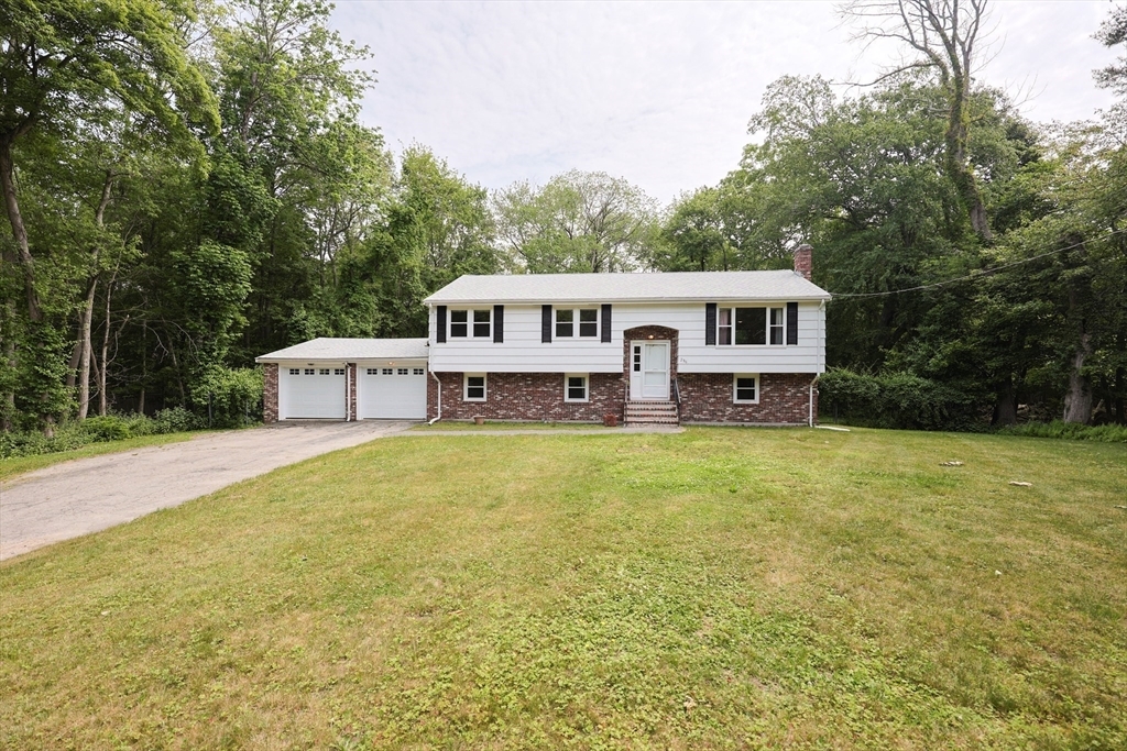 Property Photo: 286 Mountain St MA 02067
