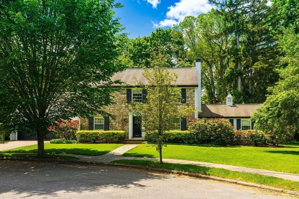 Property Photo: 23 Ascenta Ter MA 02465