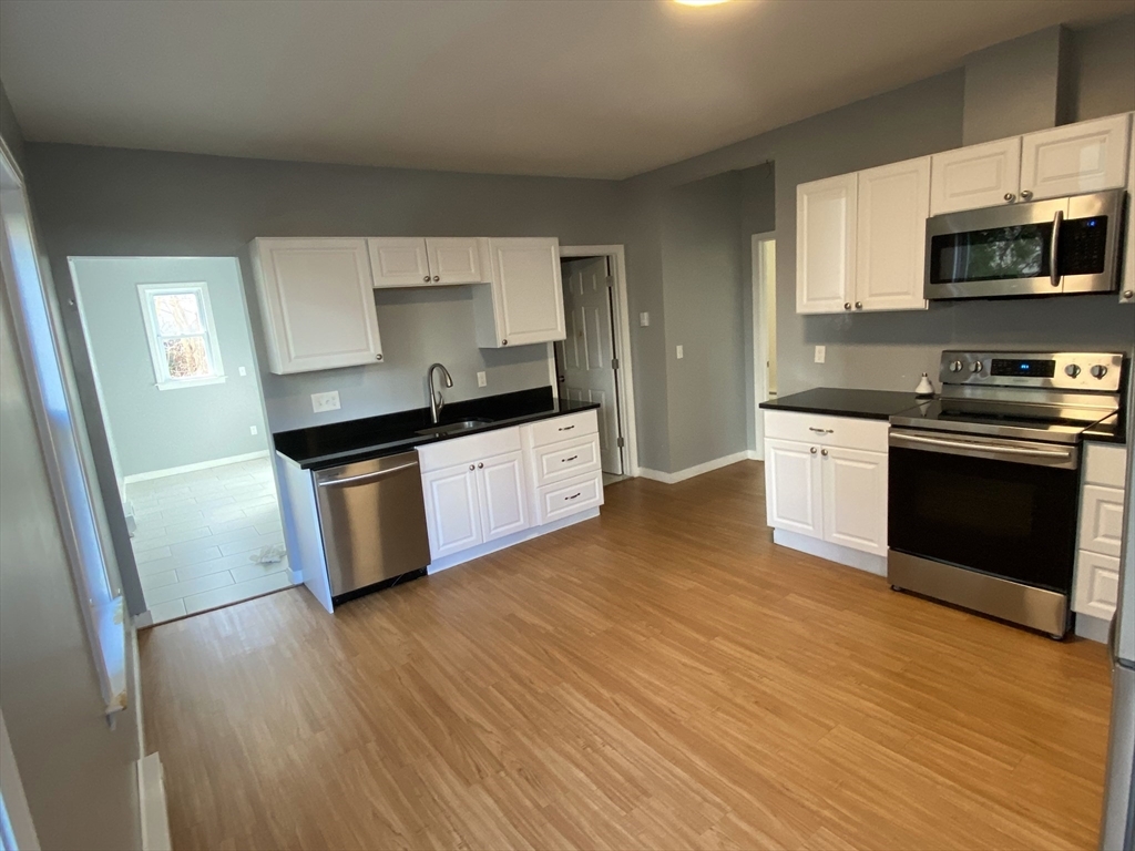 Property Photo: 10 Sterling St 2 MA 01610