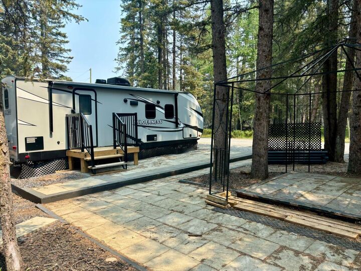 Property Photo:  55 Timber Trail  AB T0M 1X0 