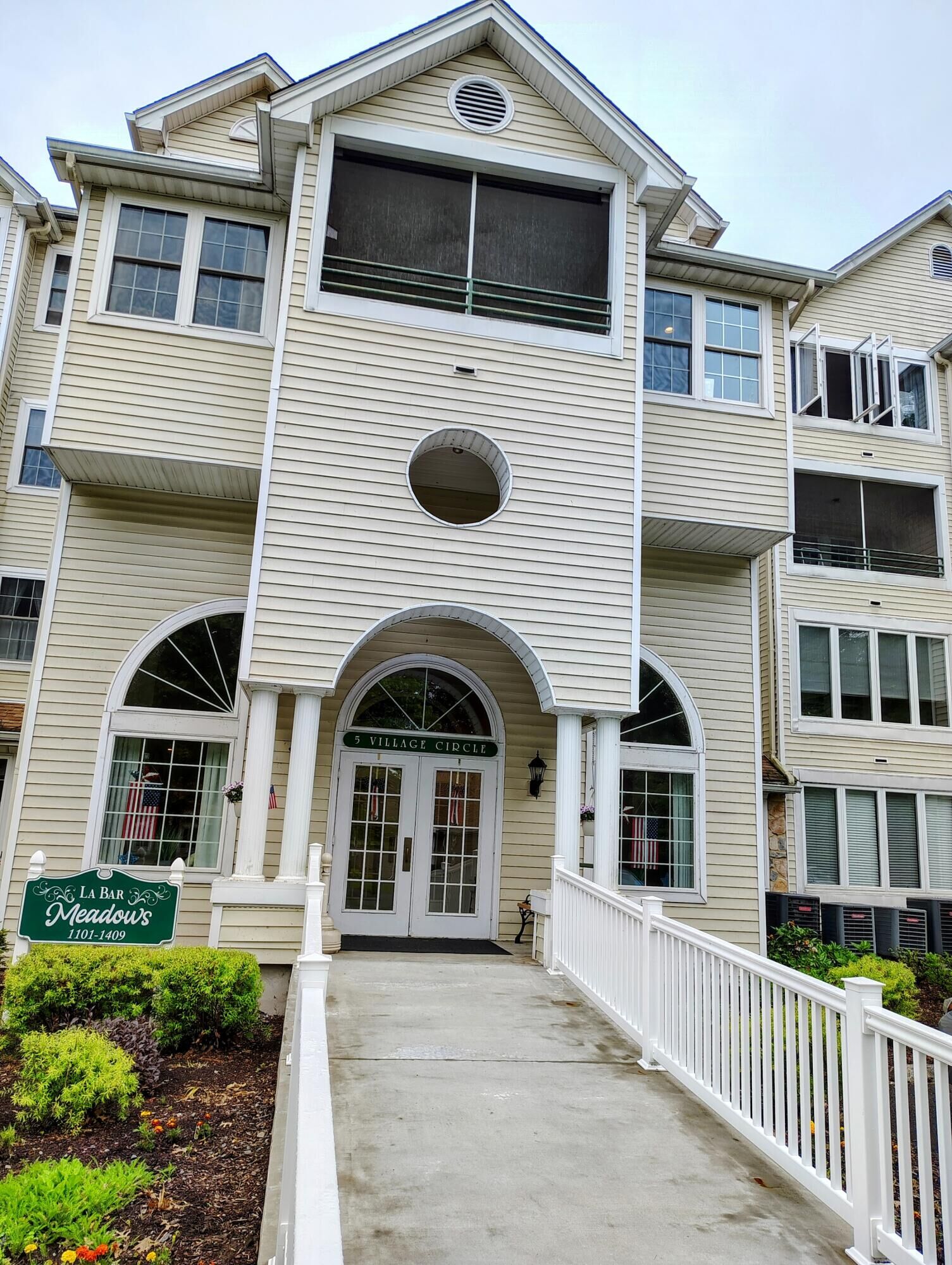 Property Photo: 5 Village Circle PA 18360