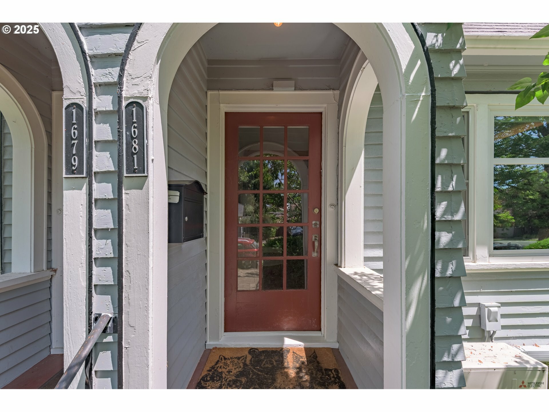1681 Olive St  Eugene OR 97401 photo