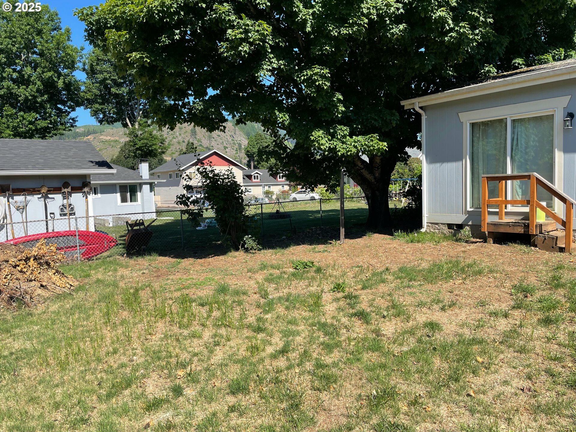 Property Photo: 51 Fifth St WA 98610