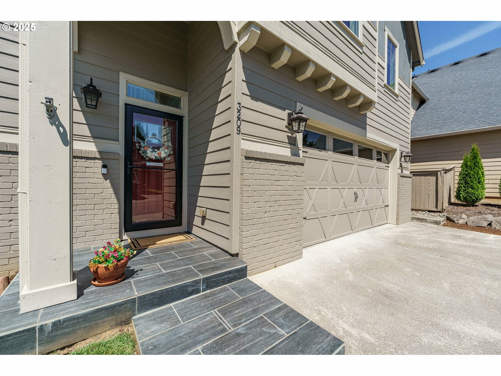Property Photo: 3209 NW 45th Ct WA 98607