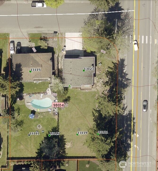 Property Photo:  13111 NE 134th Place 3  WA 98034 