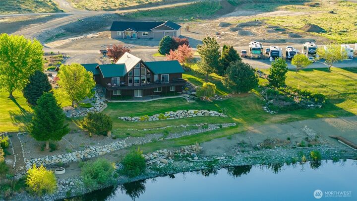 Property Photo: 7 Sunset Lakes Road WA 98841