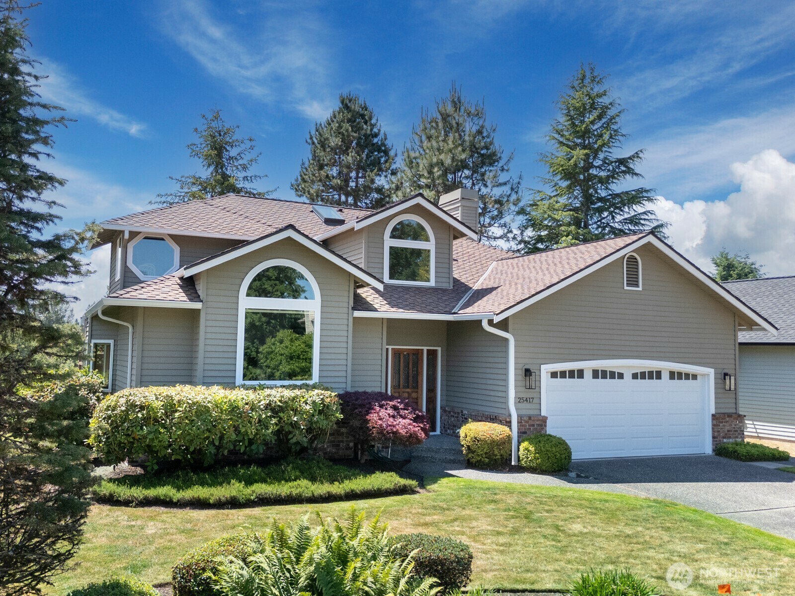 Property Photo: 25417 Lake Wilderness Country Club Drive SE WA 98038