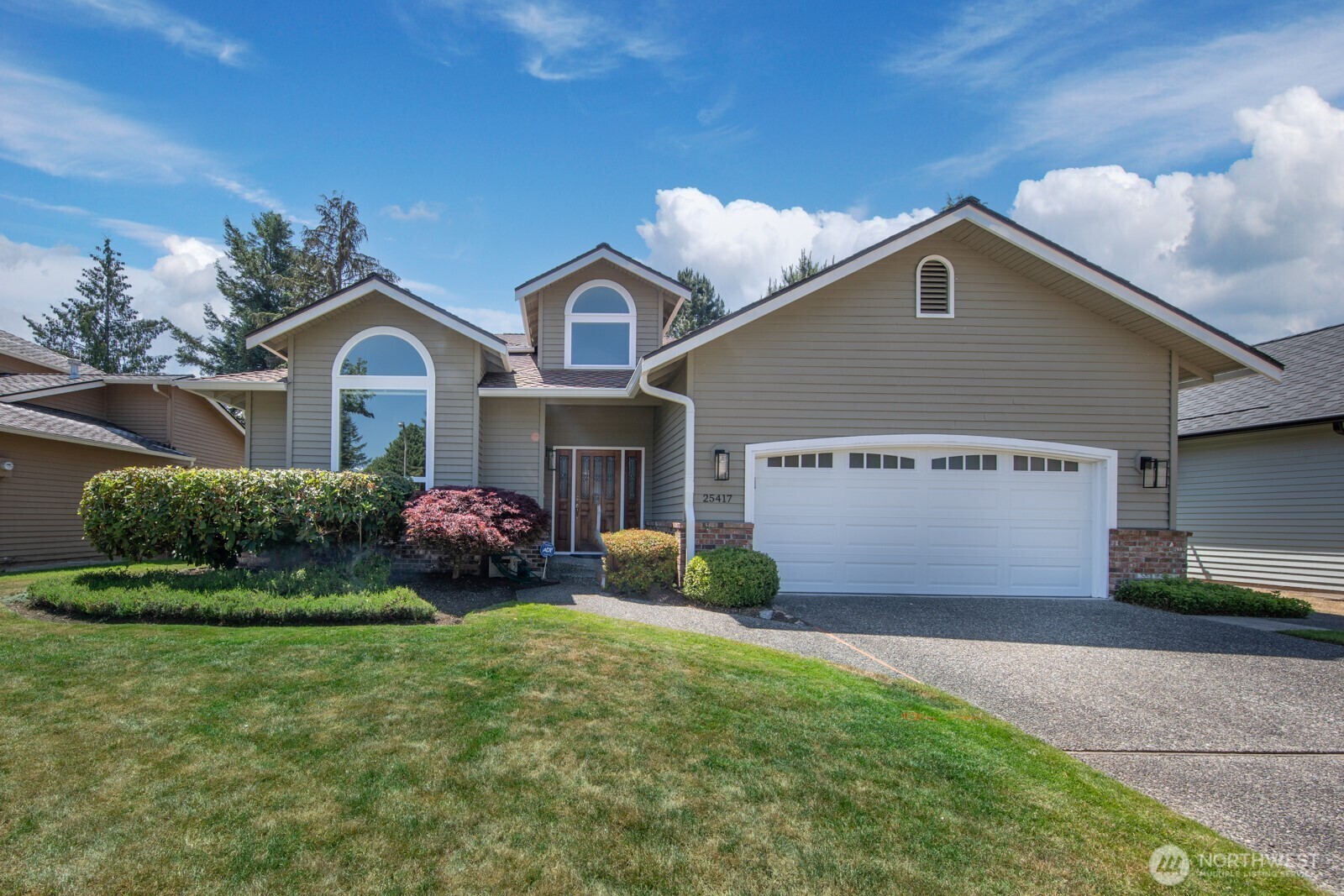 25417  Lake Wilderness Country Club Drive SE  Maple Valley WA 98038 photo