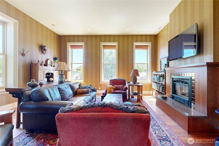 Property Photo:  309 E Main Street  WA 99328 