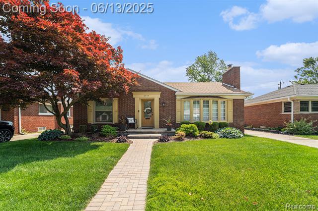 8914 Mercedes  Redford Twp MI 48239 photo