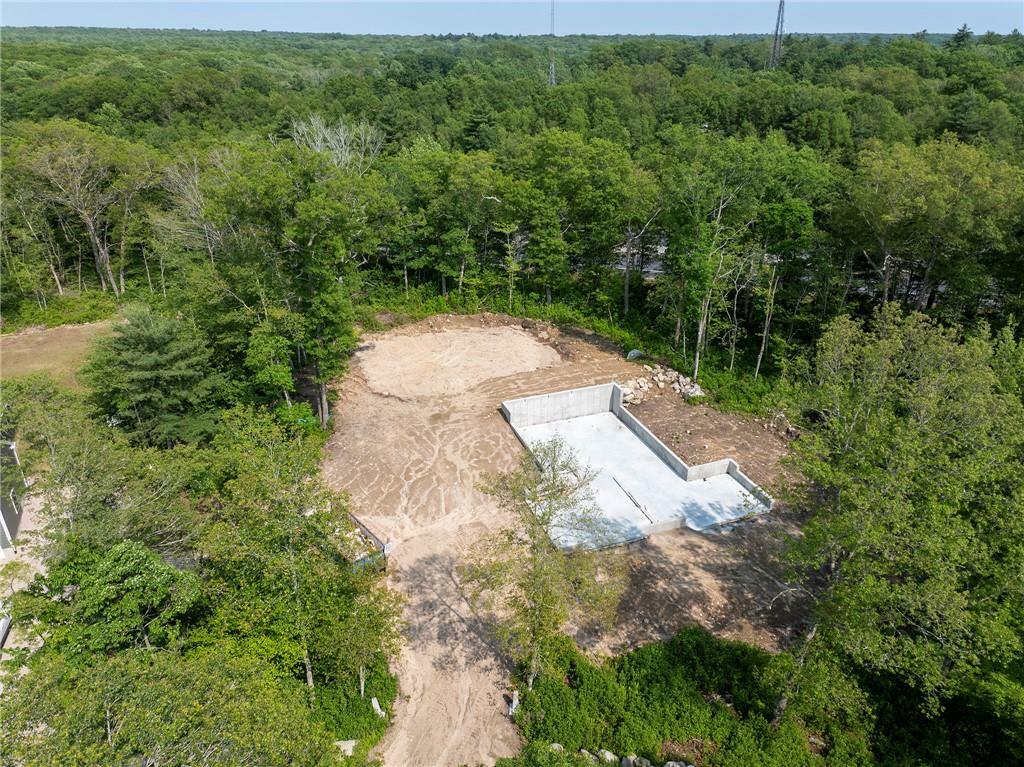 Property Photo:  2 Fanning Place  RI 02833 
