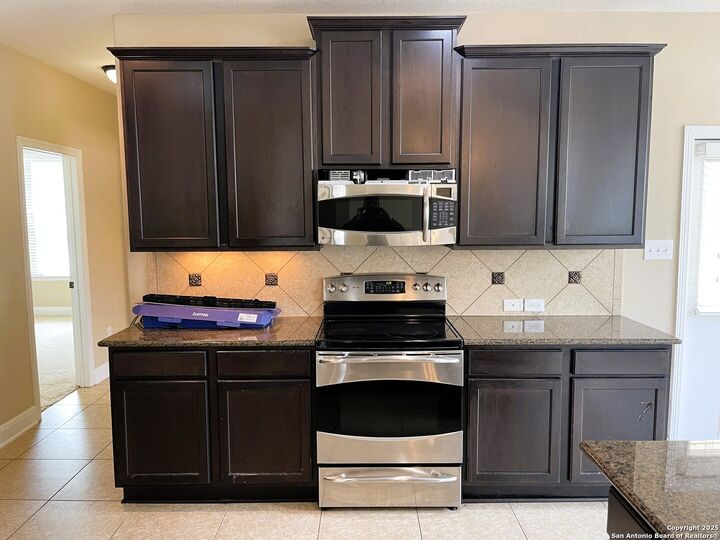Property Photo:  229 Gardner  TX 78108 