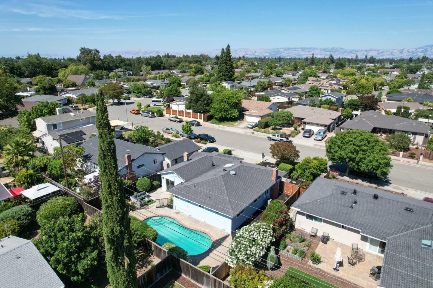 Property Photo: 889 Ebbets Drive CA 95008