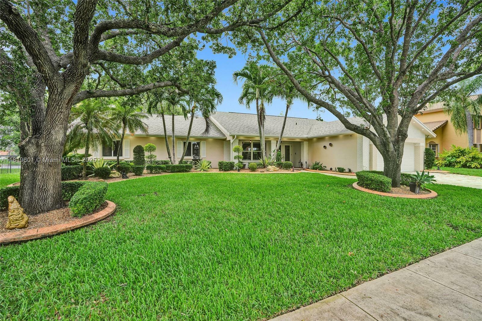 Property Photo:  411 NW 201st Ave  FL 33029 
