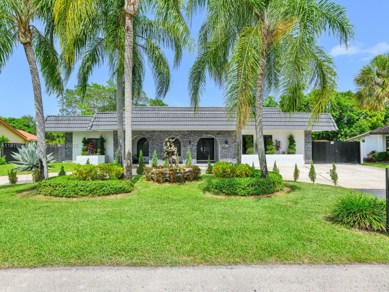 Property Photo: 620 Sea Turtle Way FL 33324