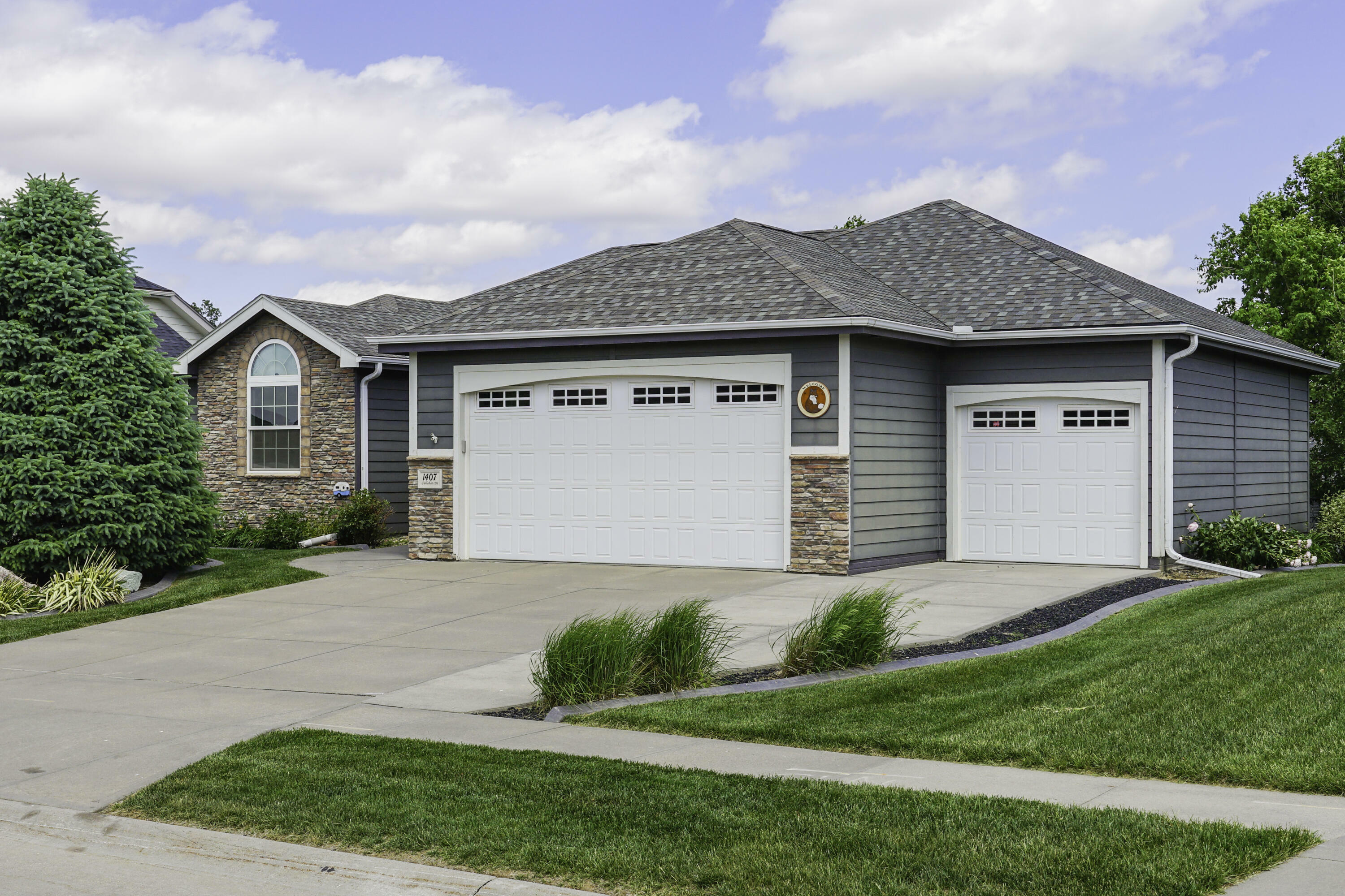 1407 Callahan Drive  Council Bluffs IA 51503 photo