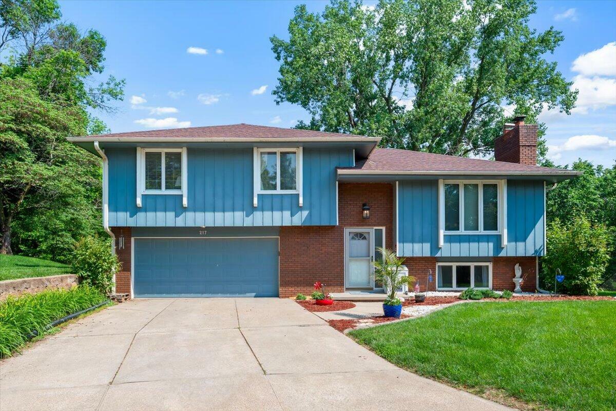 Property Photo: 217 Upland Drive IA 51503