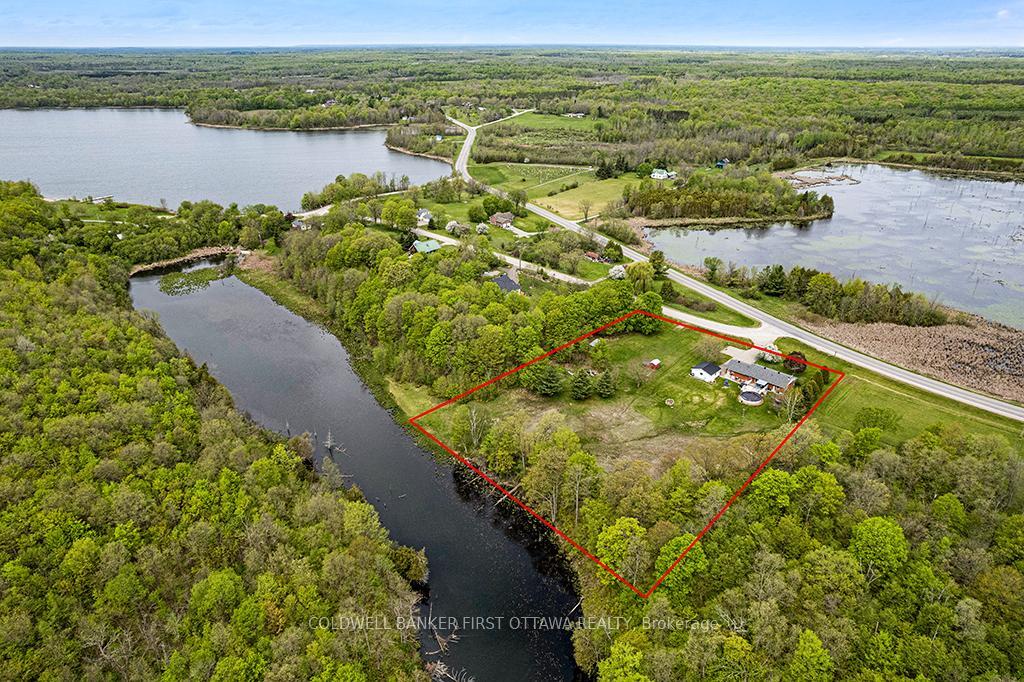 Property Photo: 467 Lake Eloida Road ON K0E 1Y0