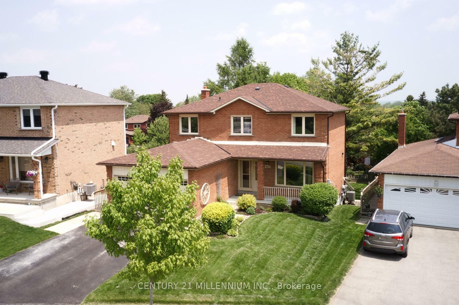 Property Photo: 254 Kensington Place ON L9W 4H1