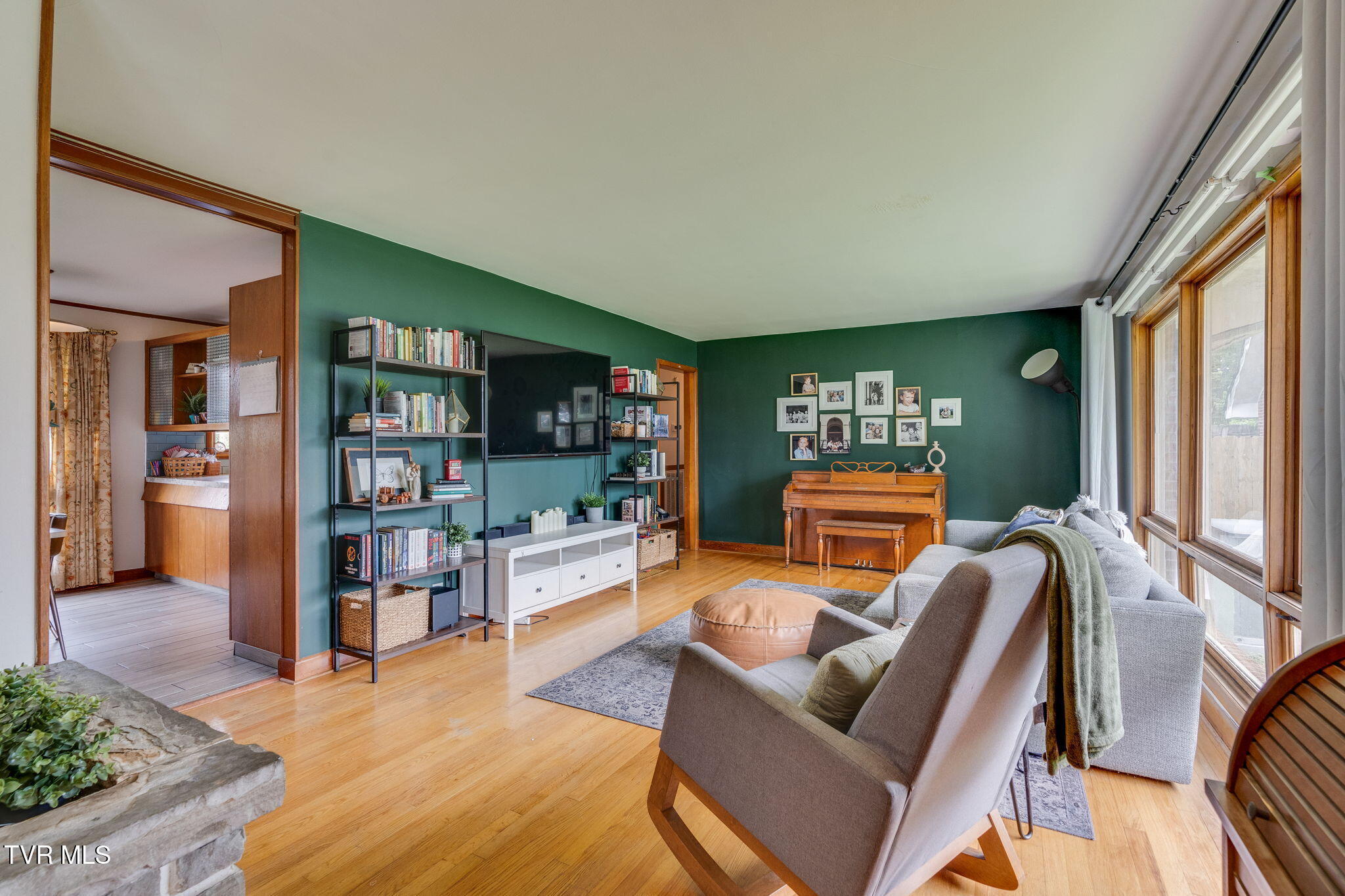 Property Photo: 2011 Bruce Street TN 37664