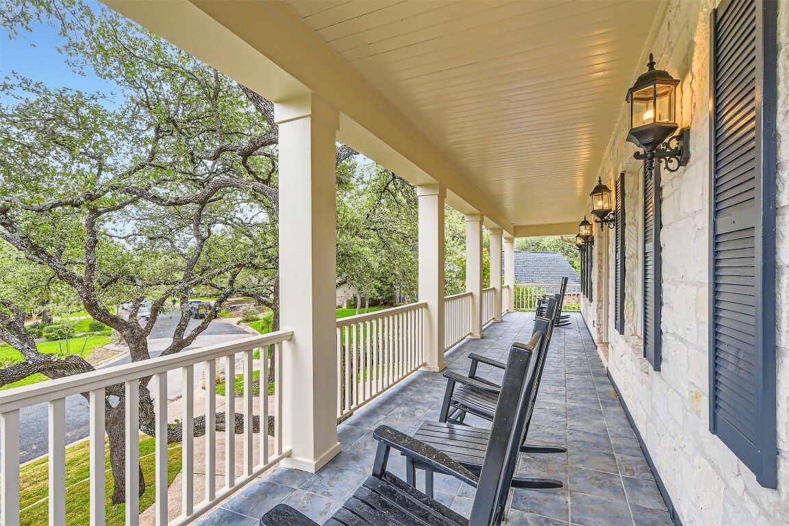 Property Photo: 7503 Stonecliff Circle TX 78731