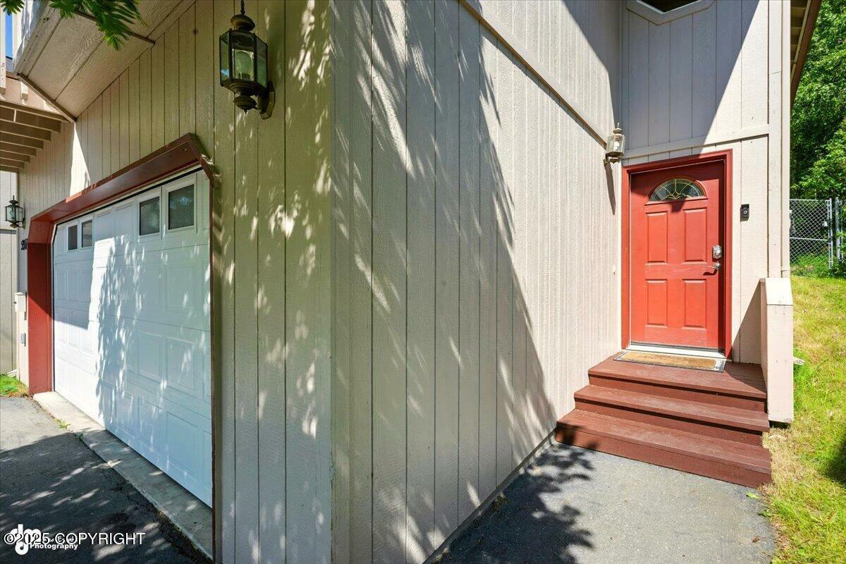 Property Photo: 5961 Ridgelake Circle AK 99504