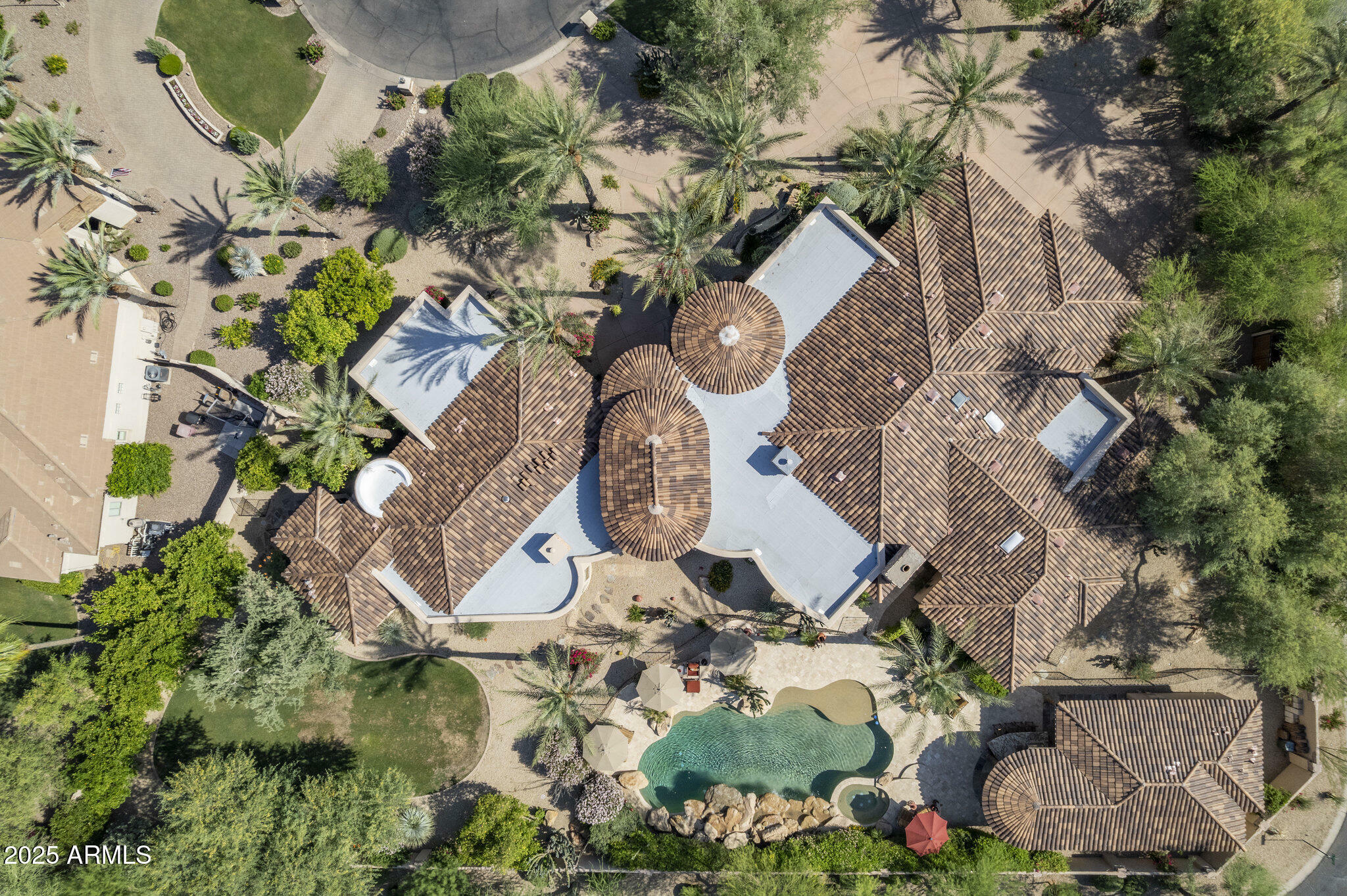 Property Photo: 7640 E Poinsettia Drive AZ 85260