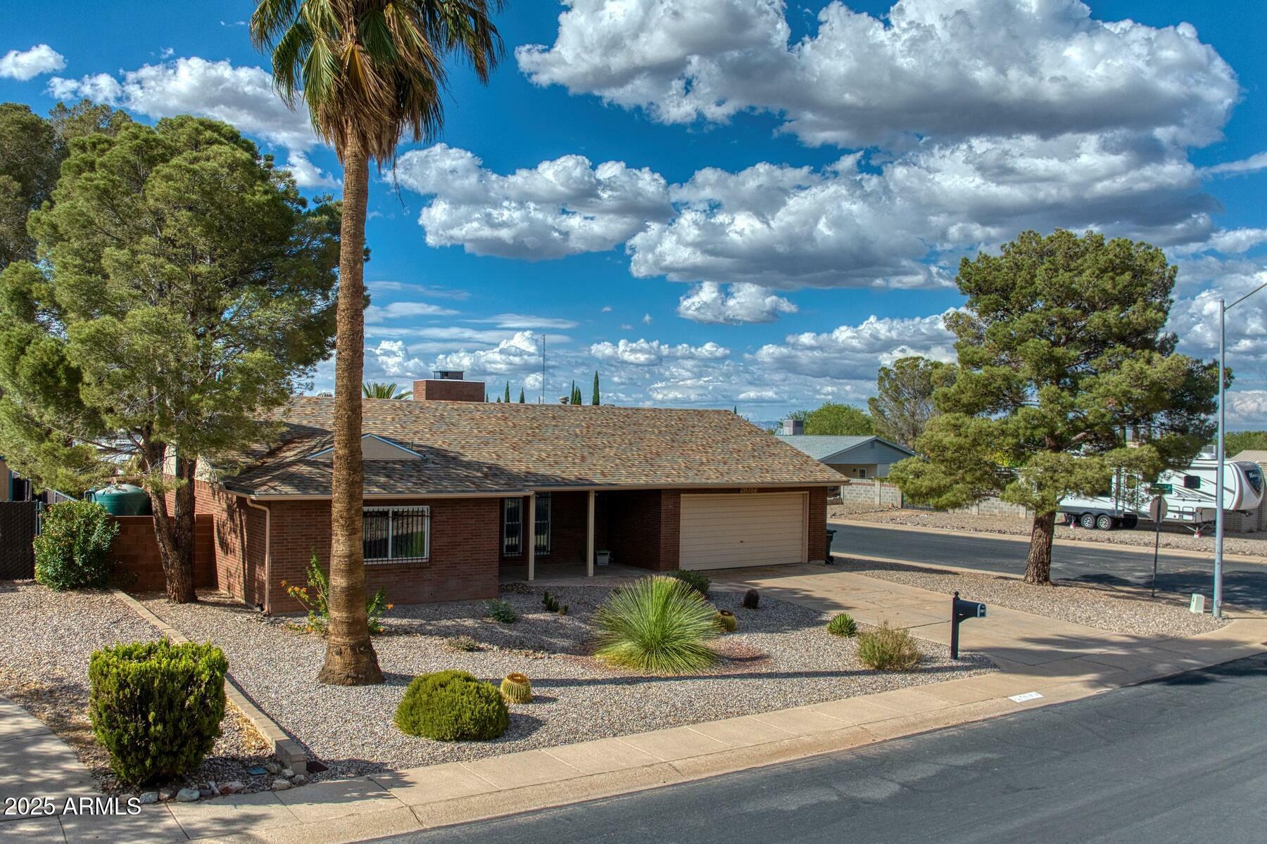 Property Photo: 5017 Paseo Las Palmas -- AZ 85635