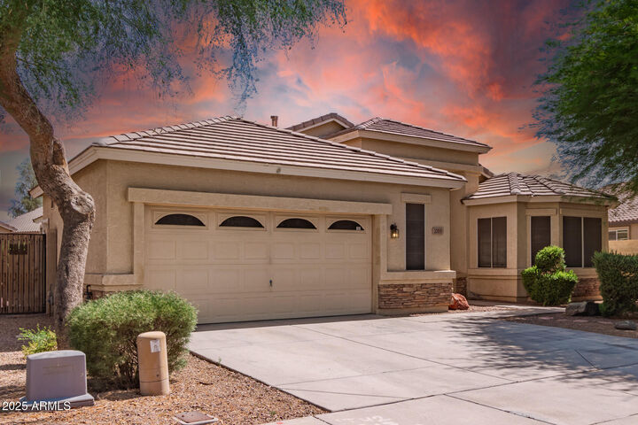 Property Photo:  20895 E Via Del Rancho Road  AZ 85142