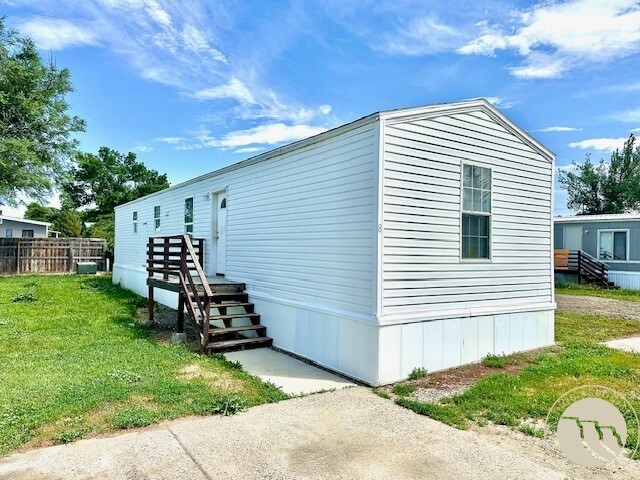Property Photo: 1803 Hwy 87 E 8 MT 59101