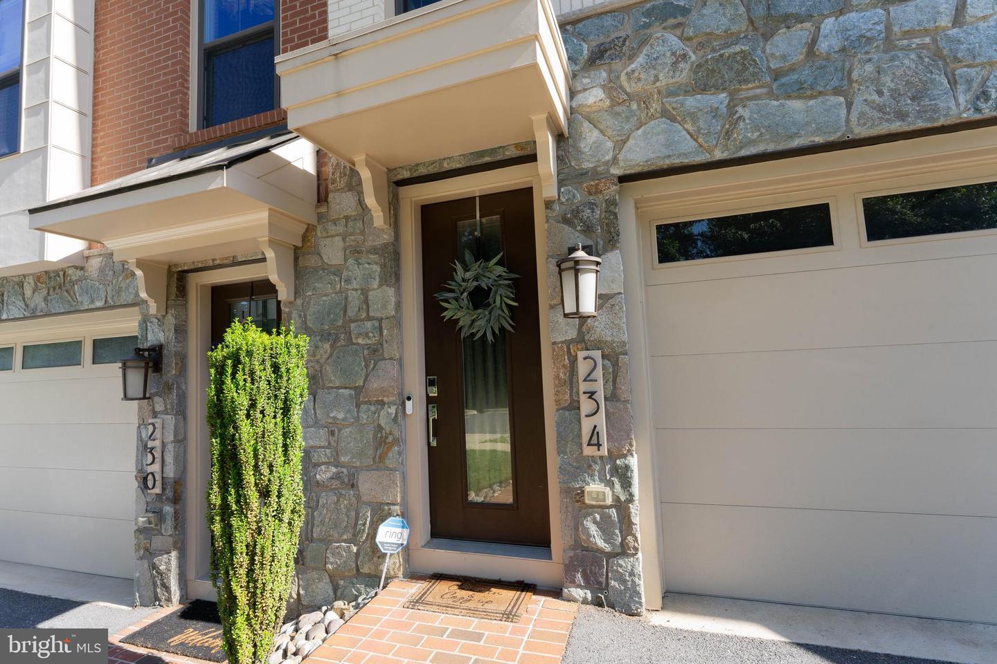 Property Photo: 234 Caulfield Lane MD 20878
