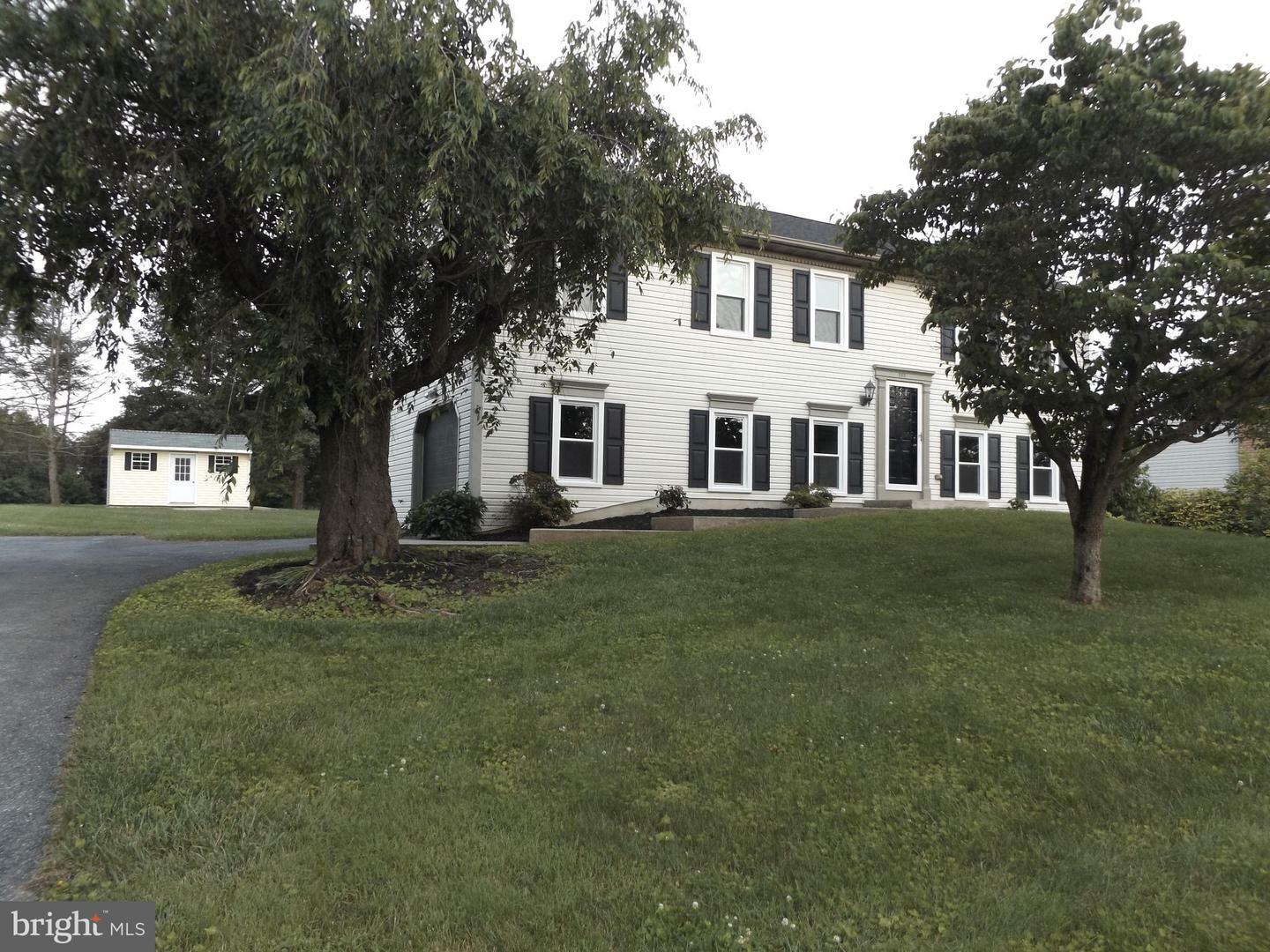 Property Photo: 235 Landis Drive PA 17602