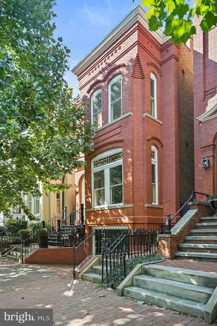 Property Photo: 3127 P Street NW DC 20007