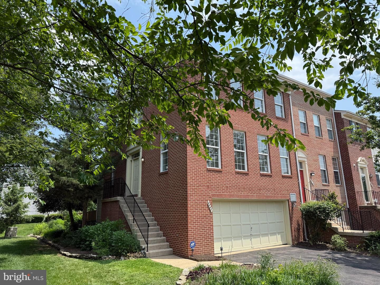 Property Photo:  6220 Roudsby Lane  VA 22315 