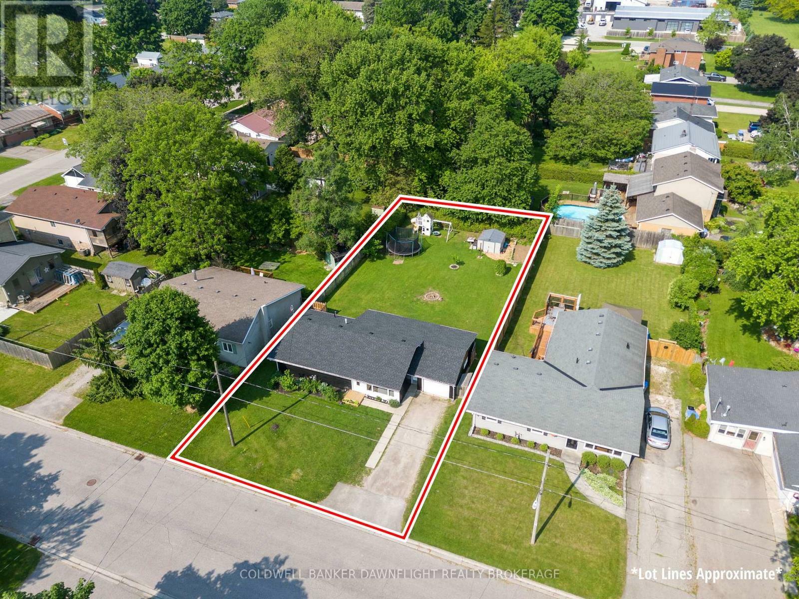 Property Photo: 181 Carling Street ON N0M 1S2