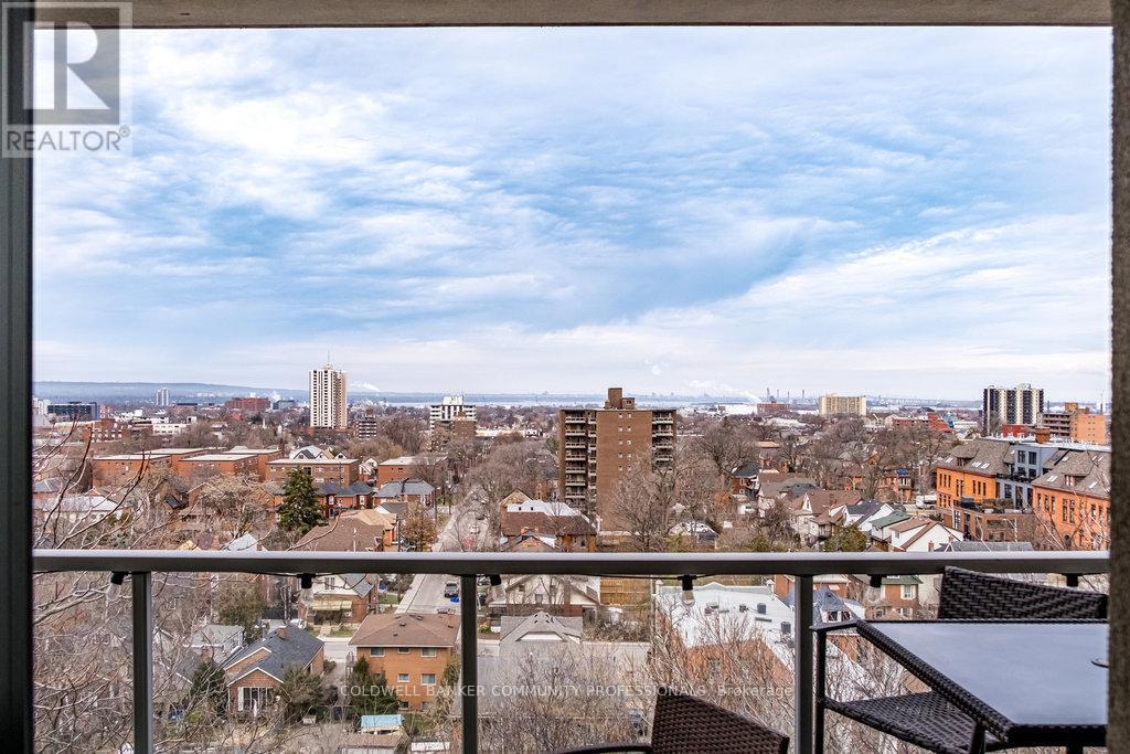 Property Photo: 467 Charlton Avenue East 404 ON L8N 0B2