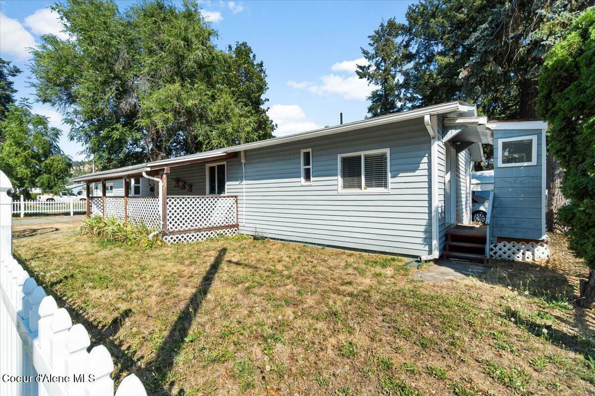 Property Photo: 1038 N 15th St ID 83814