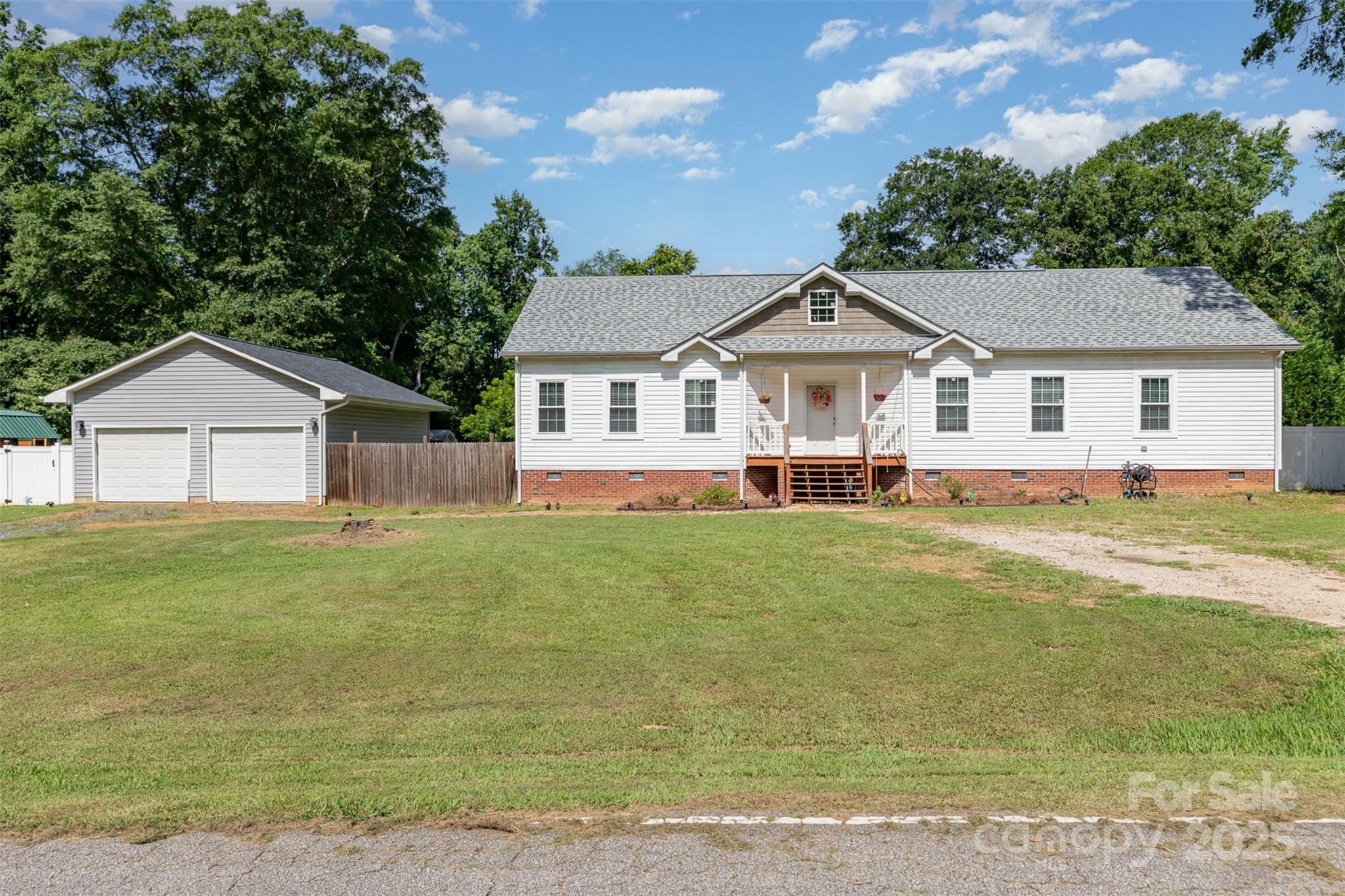 Property Photo: 1593 Bloomfield Road SC 29732