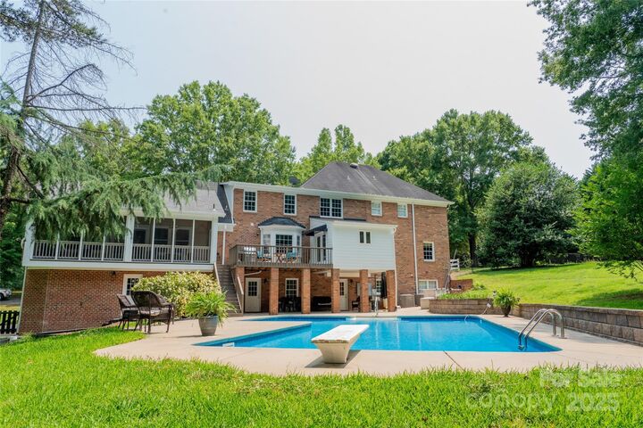 Property Photo:  315 Red Barn Trail  NC 28104