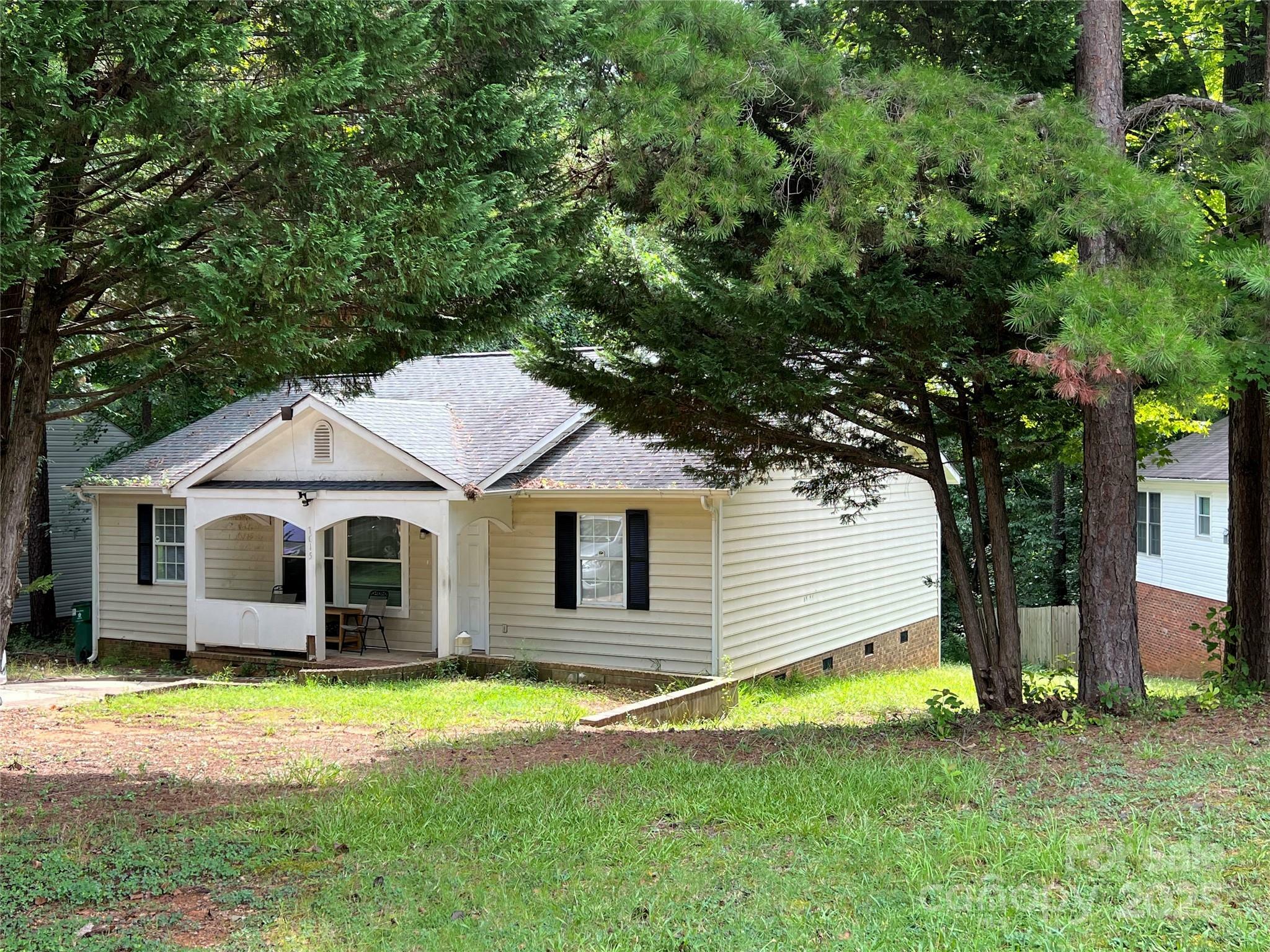 Property Photo: 7015 Ware Road NC 28212