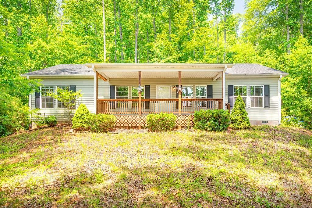 21 Luther Woods Drive  Candler NC 28715 photo