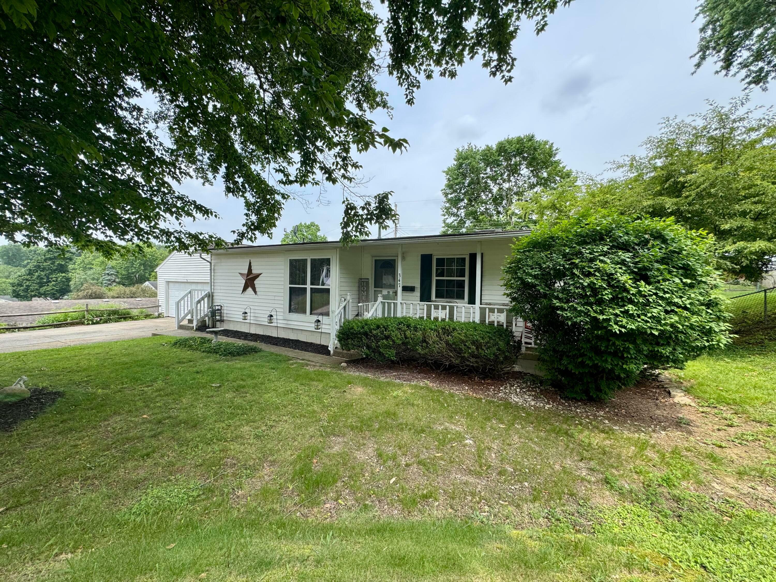 Property Photo: 347 Leonard Drive OH 43130