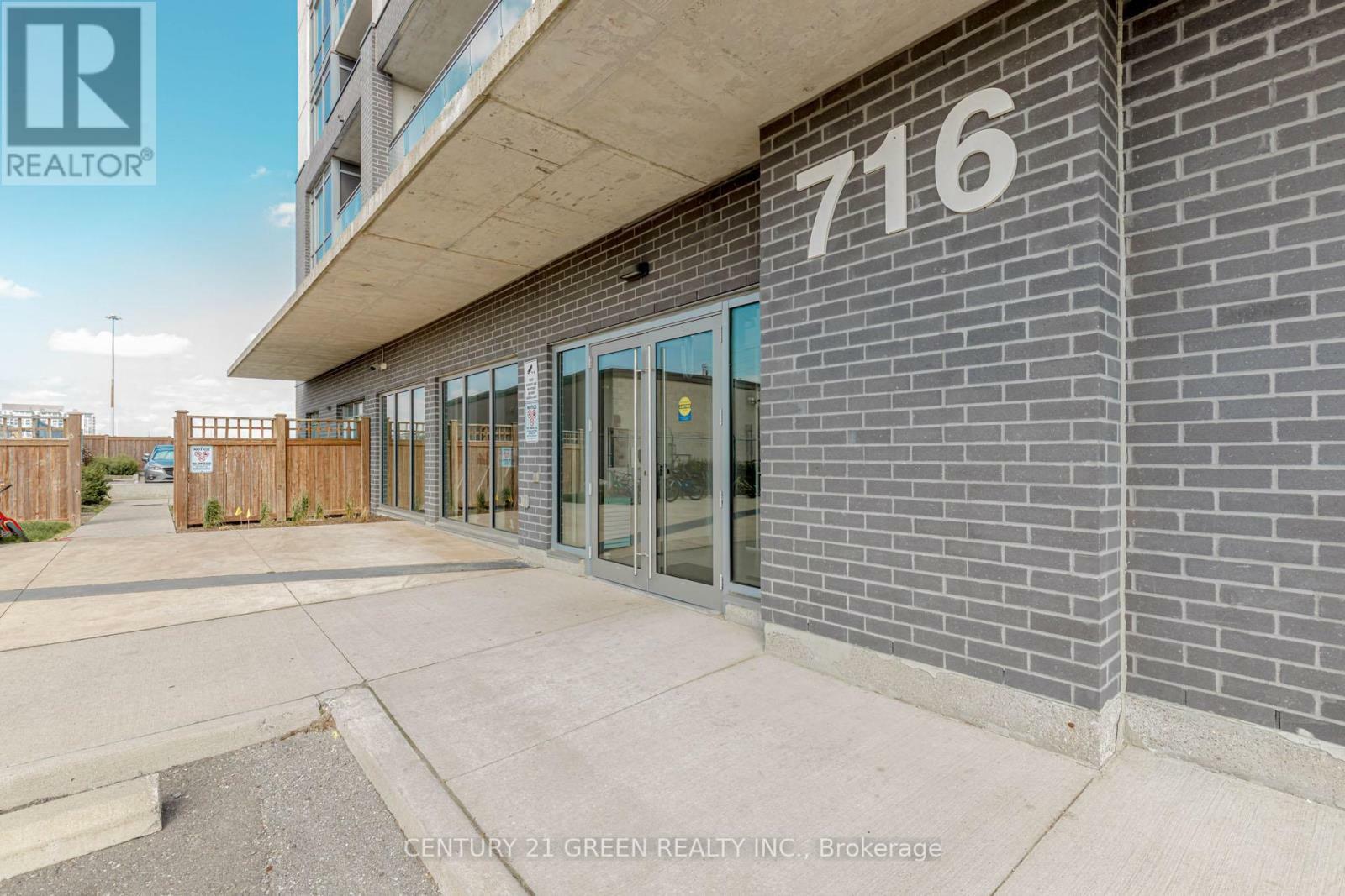 Property Photo: 716 Main Street East 402 ON L9T 3P6