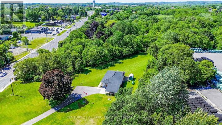 670 William Street  Cobourg ON K9A 3A5 photo